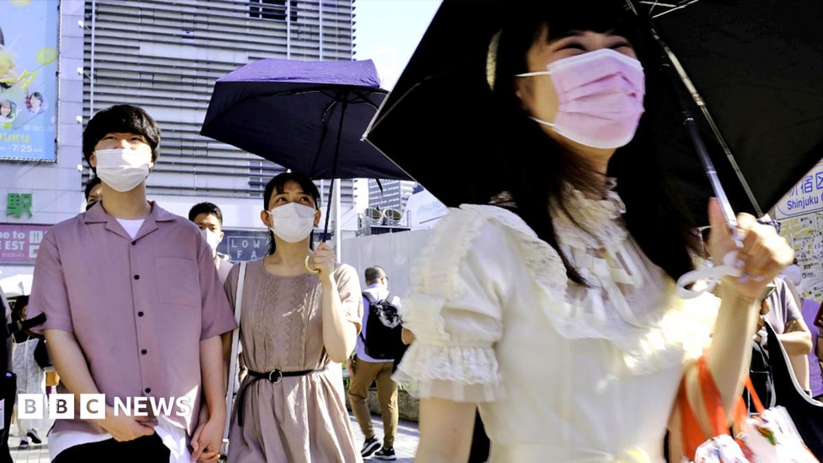 Covid-19 pandemic: Japan widen...