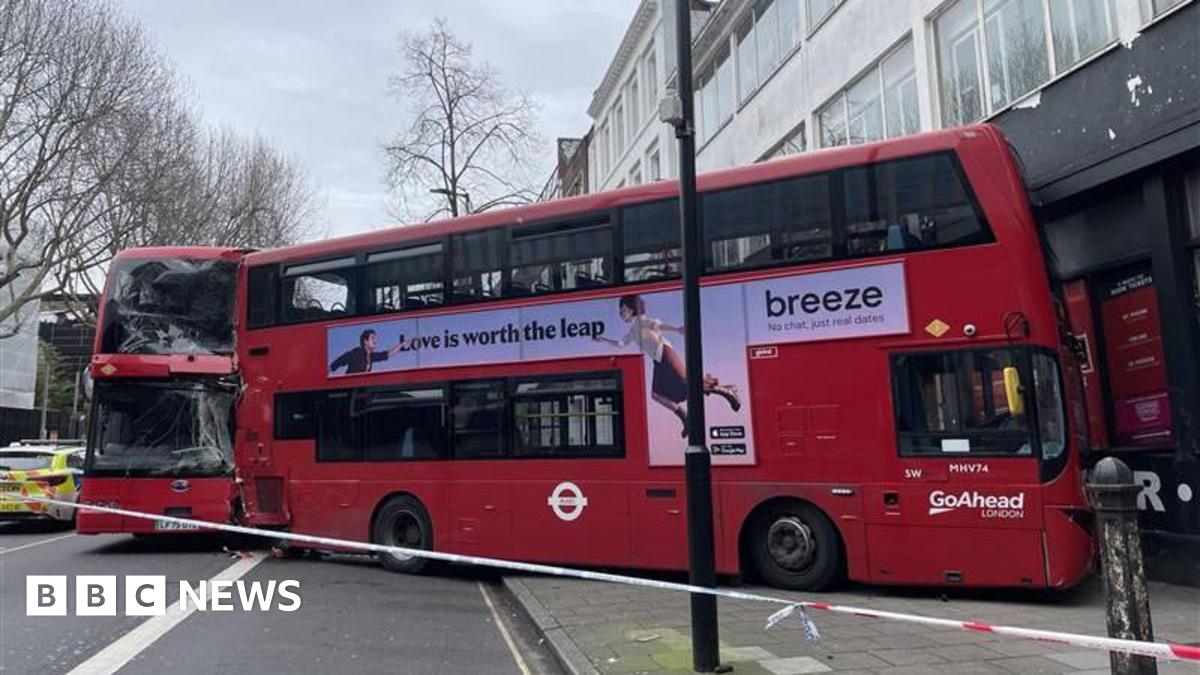 
                            Double decker hits south London theatre in two-bus crash