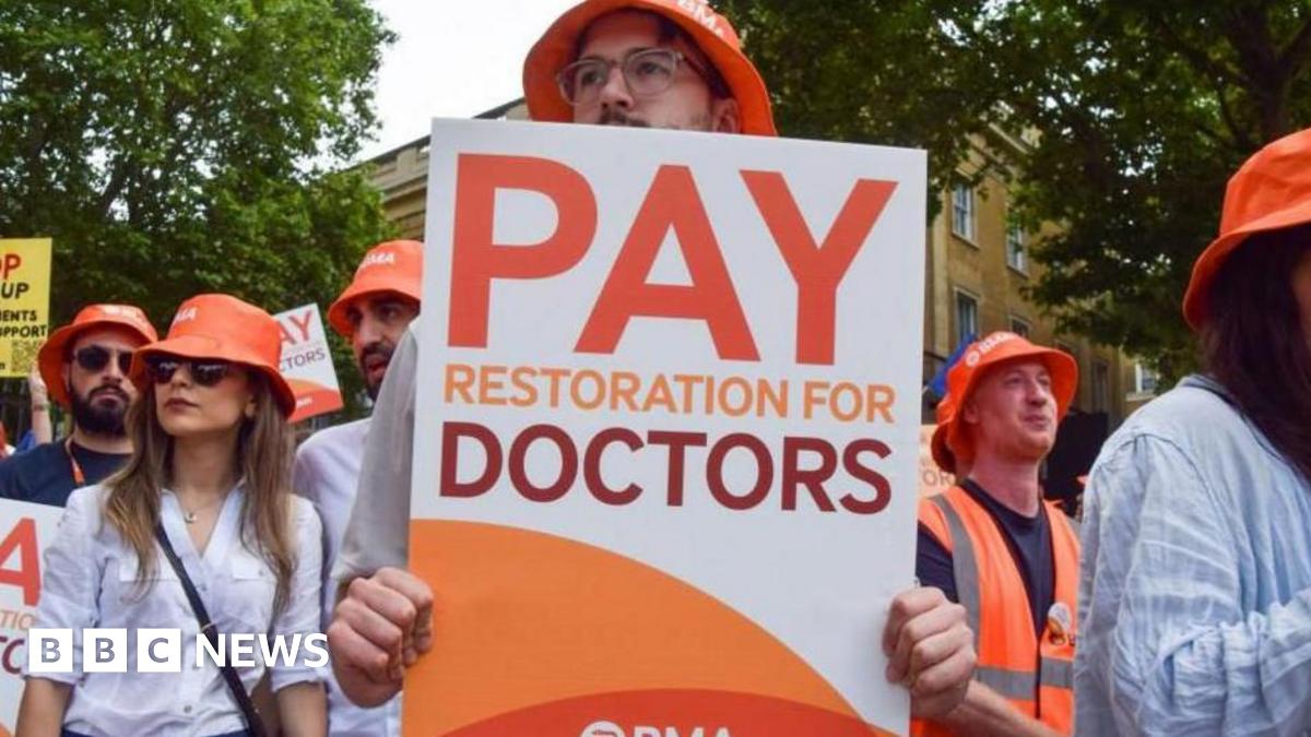 Streeting vows to keep disruption to a minimum as doctor strike begins