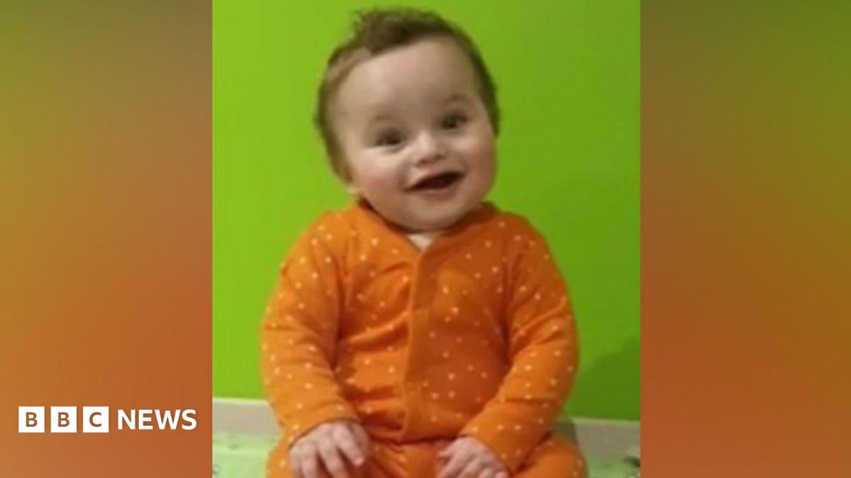Mum's 'unimaginable pain' over murder of baby Preston Davey - BBC News