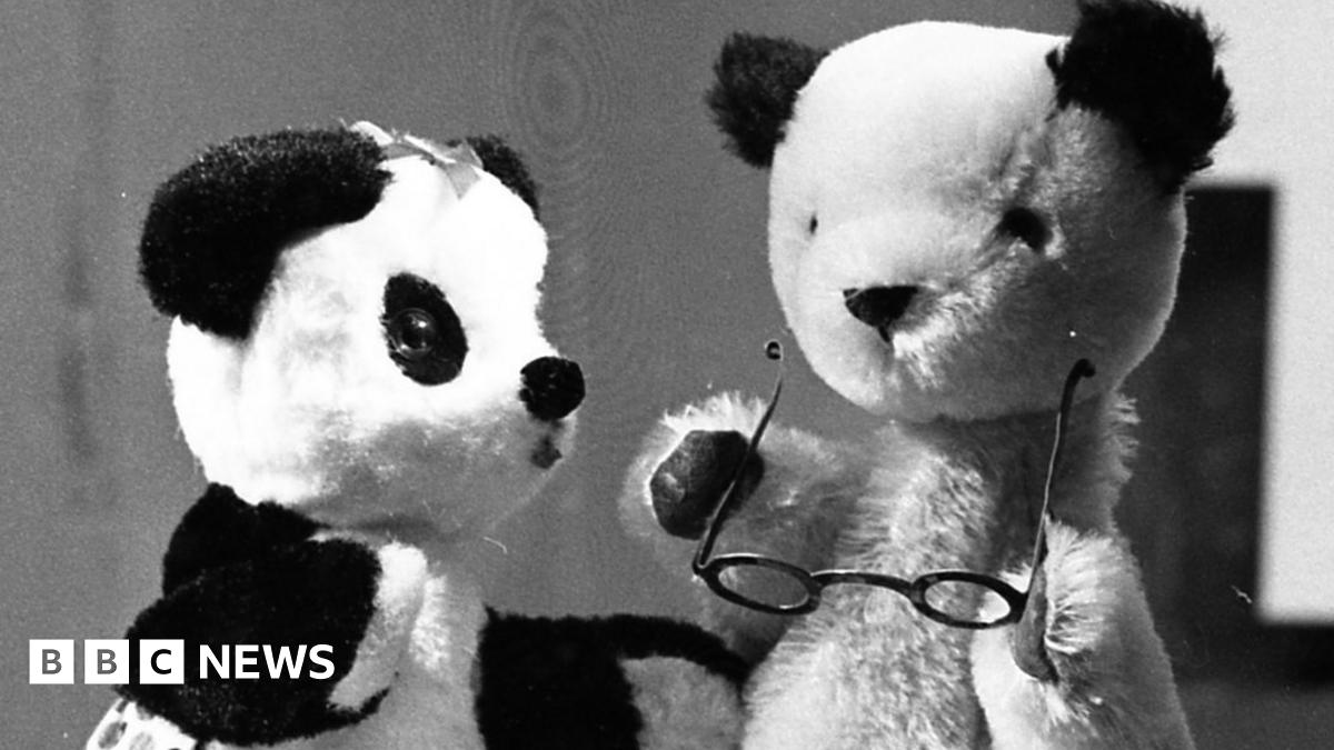 Sooty and Soo in 1965