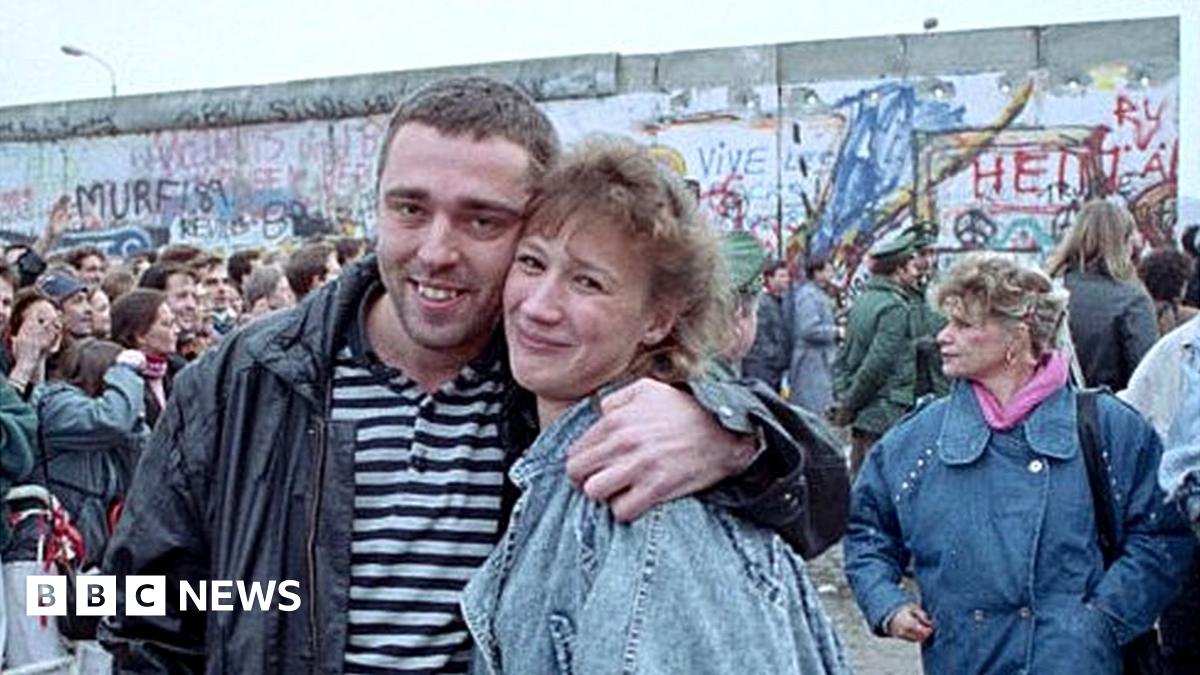 Fall of Berlin Wall: How 1989 reshaped the modern world - BBC News
