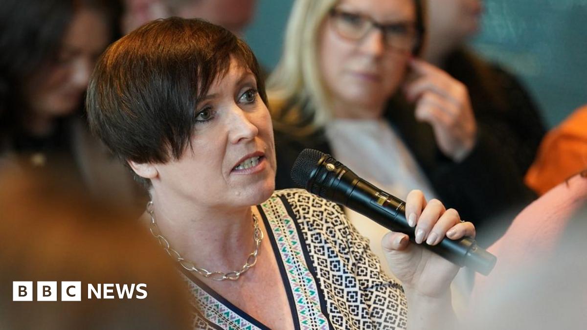 Single-sex spaces advice 'problematic', says STUC