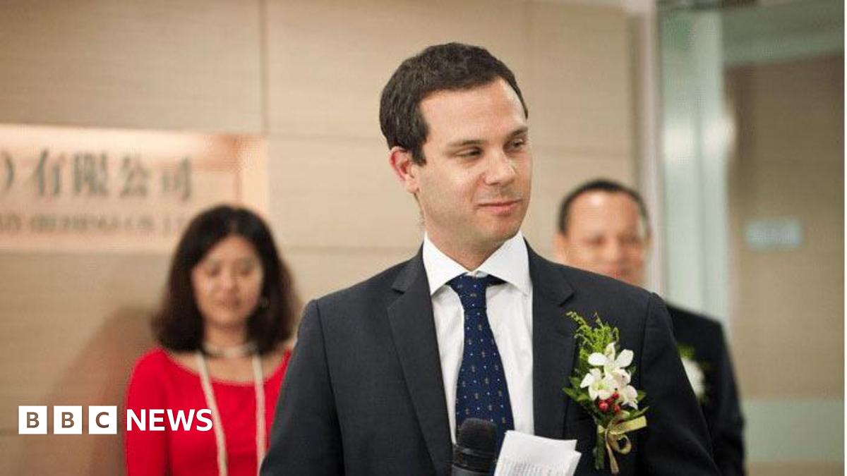 
                            The mystery man who links Andrew with Jeffrey Epstein