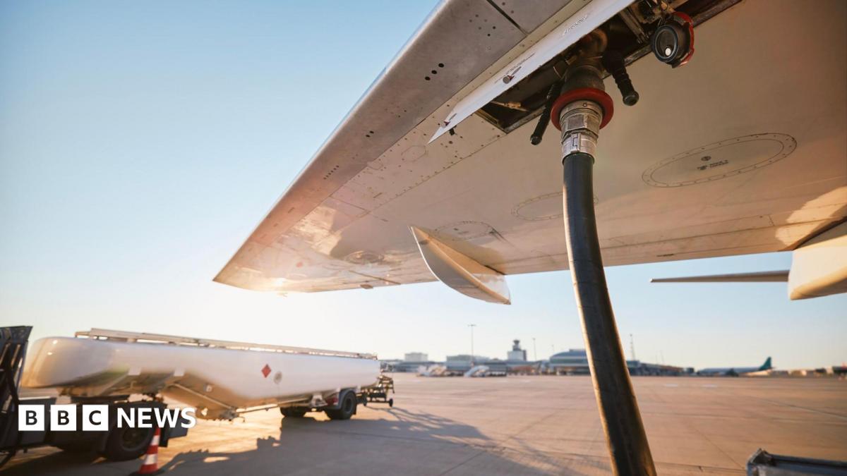 UK vows to phase out Russian diesel and jet fuel imports by new year