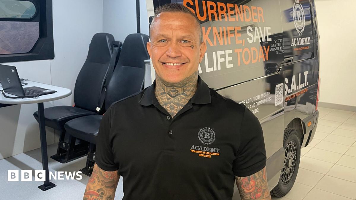 Staffordshire veterans unveil knife amnesty van to tackle crime