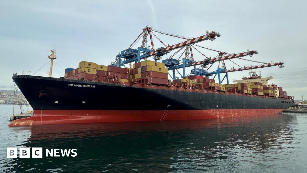 Iran says reopening Strait of Hormuz ‘impossible’ if US blockade continues