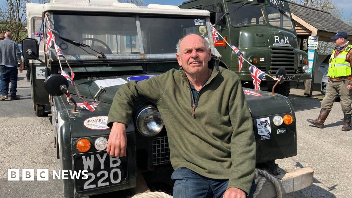 My 4,000-mile tour of the coast in a vintage Land Rover - BBC News