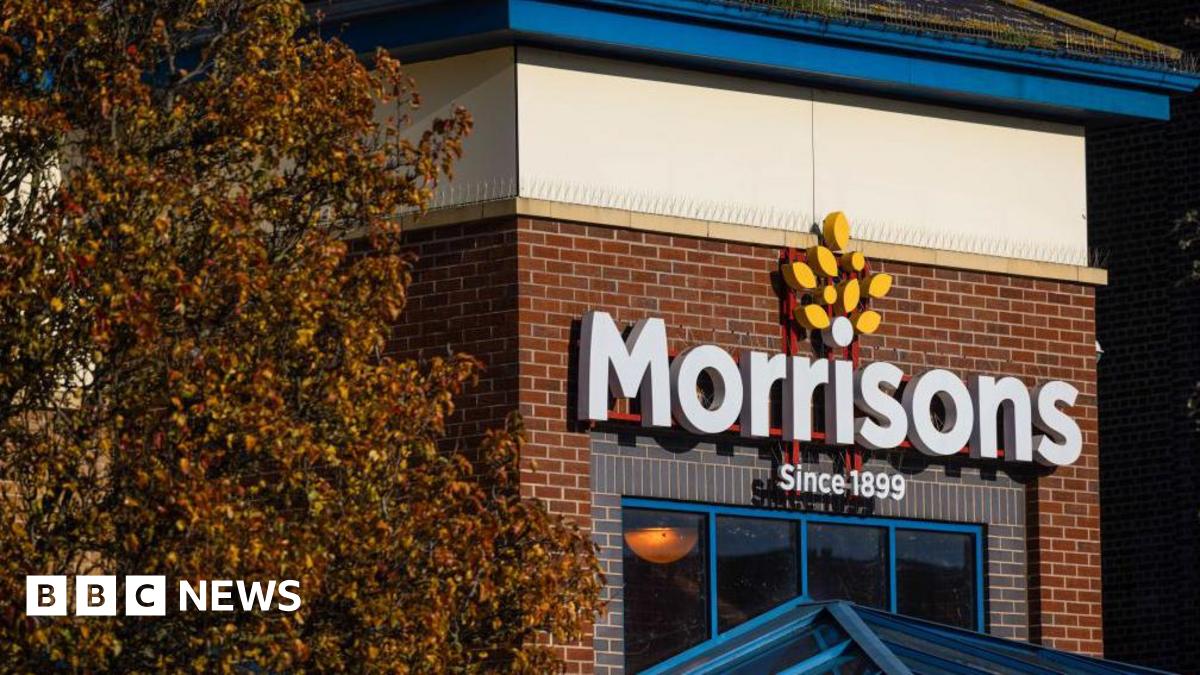 Morrisons customers complain loyalty card discounts not working