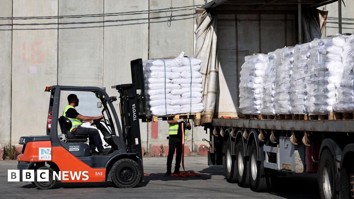 UN says 90 lorry loads of aid now in Gaza after delay at crossing