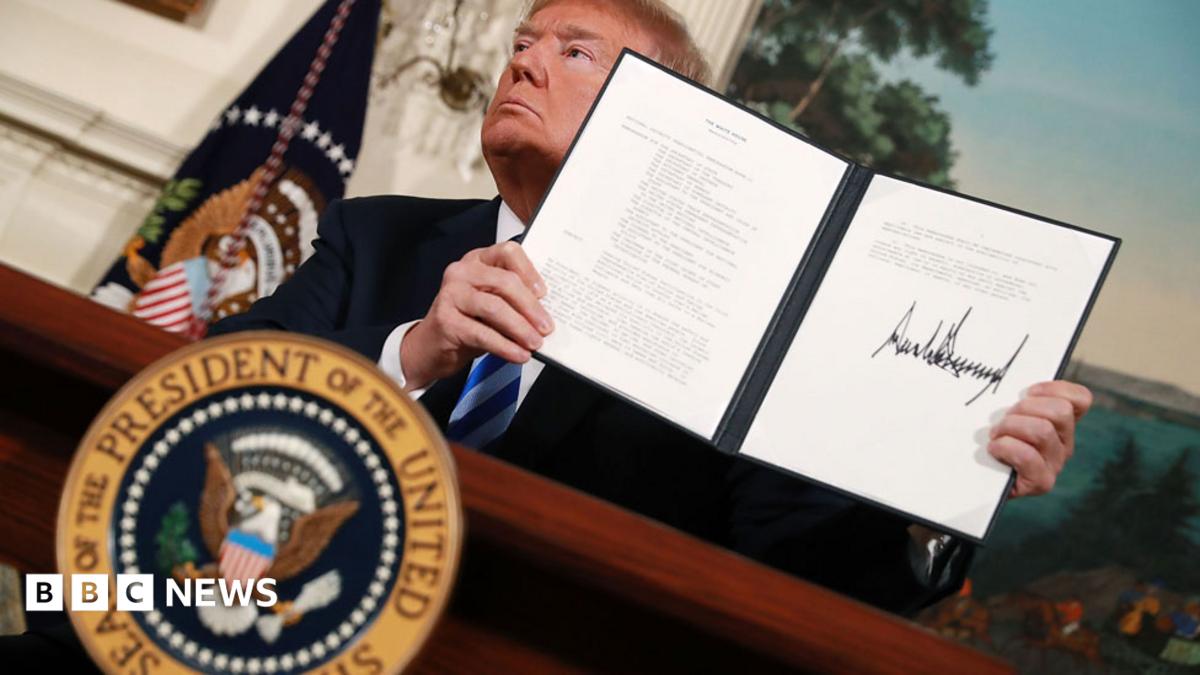 https://ichef.bbci.co.uk/ace/branded_news/1200/cpsprodpb/10024/production/_101227556_trump_976getty.jpg