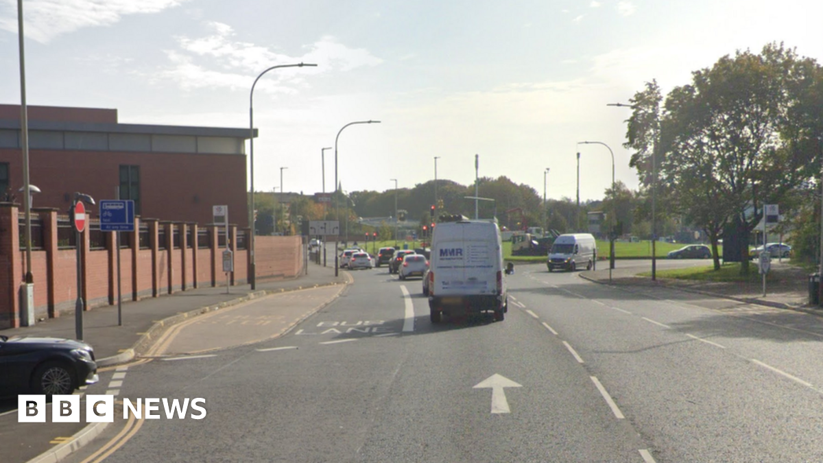 Leicester: Bus lane camera enforcement begins on three busy routes ...