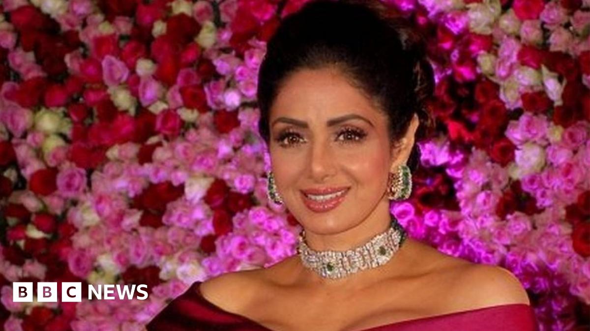 Sridevi obituary: From Bollywood actress to Indian icon - BBC News