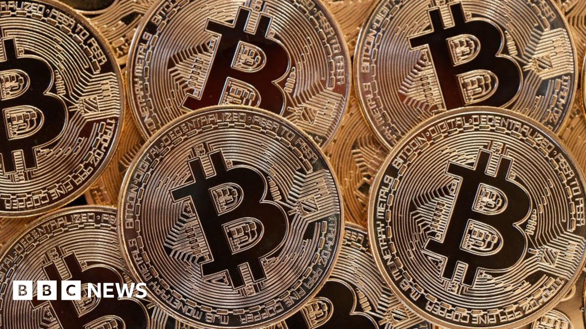 Bitcoin price briefly tops $69,000 for new all-time high - BBC News