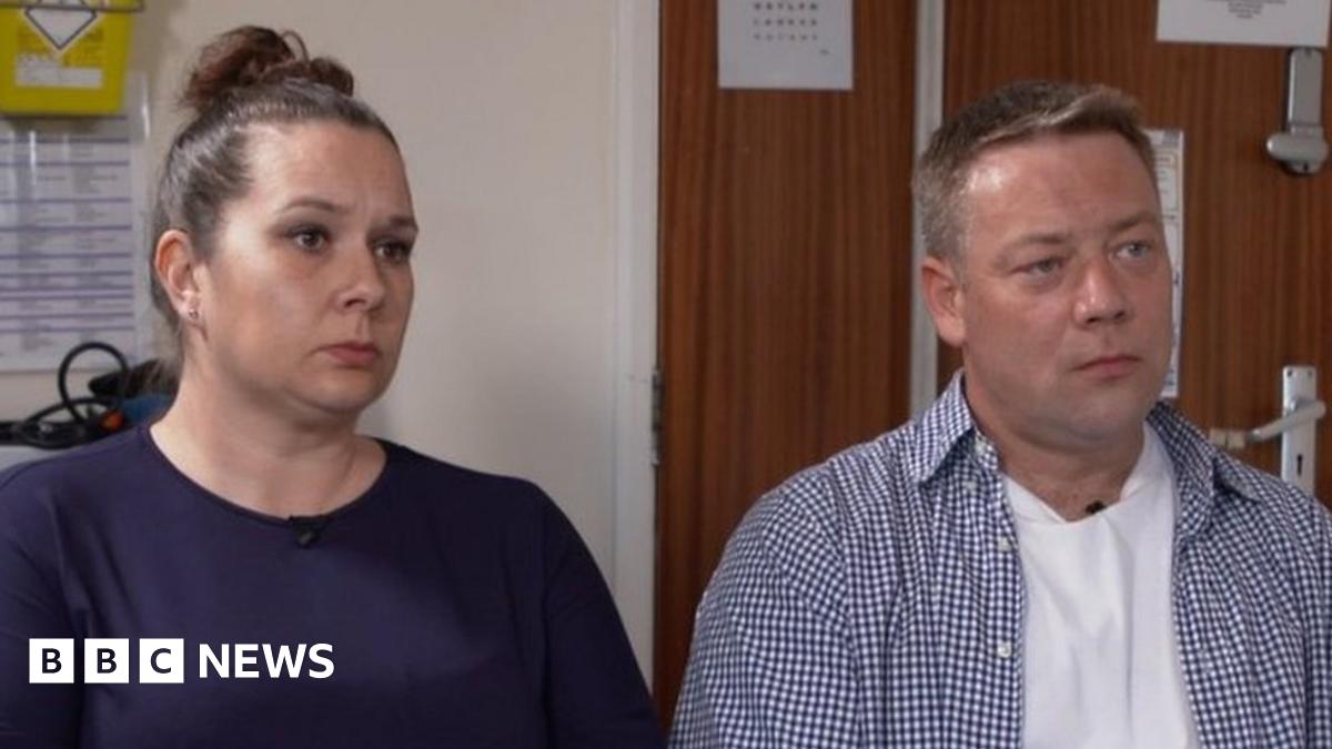 Debunking vaccination myths for parents - BBC News