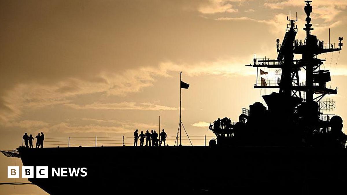 
                            Trump says he's ordering blockade on oil tankers in and out of Venezuela