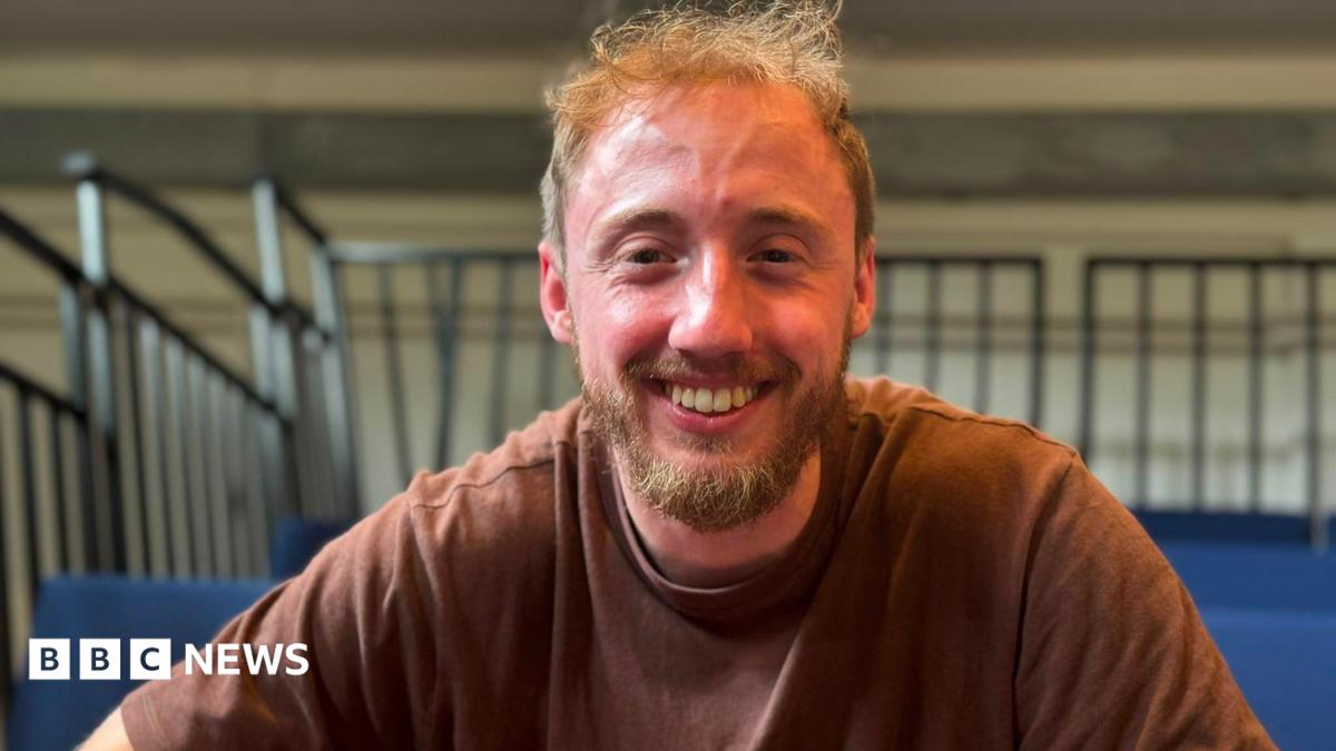 bbc.co.uk - Hsin-Yi Lo - Kent dancers say Jasmin Vardimon Dance Company studio a 'lifeline