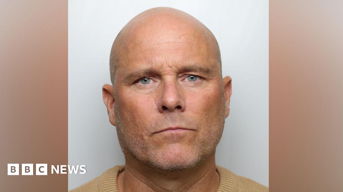 Former Leeds teacher jailed for child abuse images
