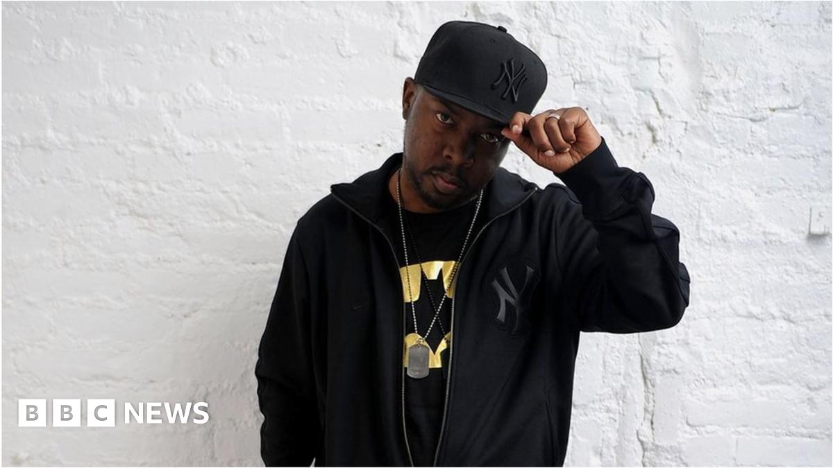 Tribe Called Quest star Phife Dawg dies aged 45 - BBC News