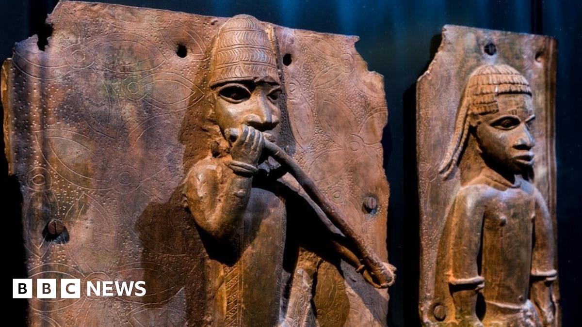 Benin Bronzes: Nigeria dispute jeopardises return of artefacts - BBC News