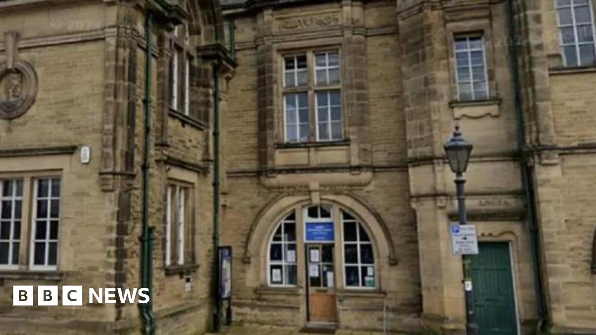 Ilkley's Grade II-listed library to be refurbished - BBC News