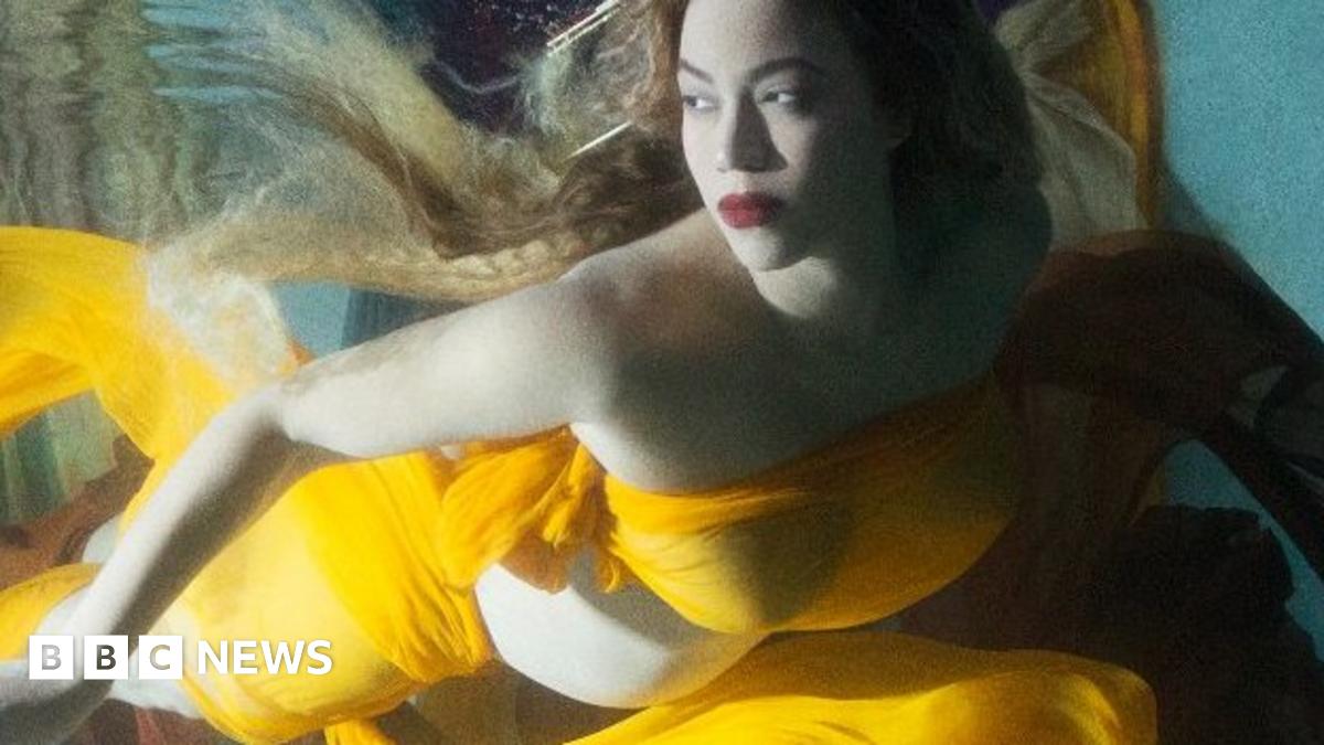 Beyonce celebrates motherhood with more pregnancy photos - BBC News