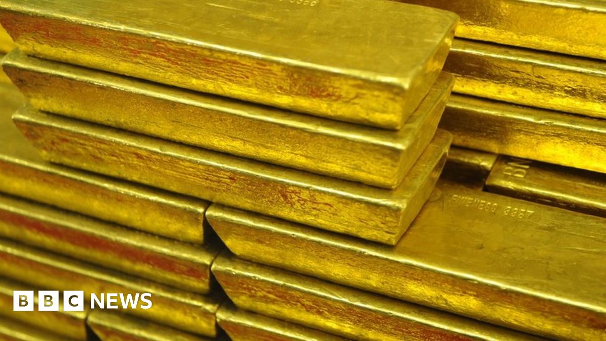 Poland's 'Nazi gold train' find: Myth and reality - BBC News