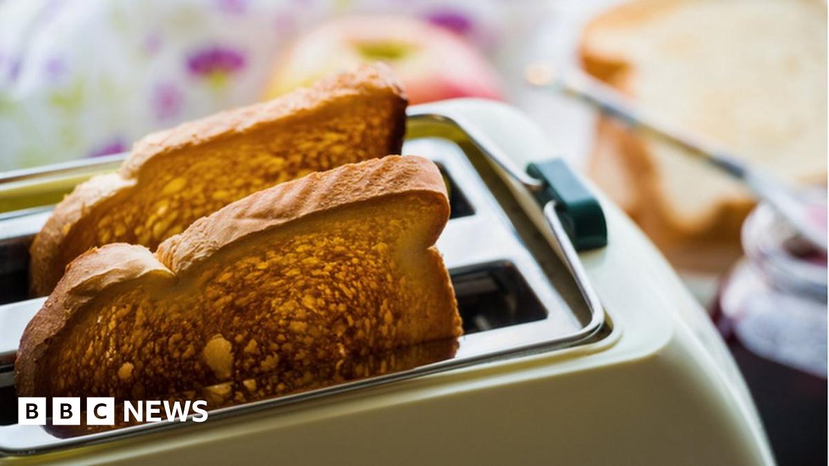 Browned toast and potatoes are 'potential cancer risk', say food scientists