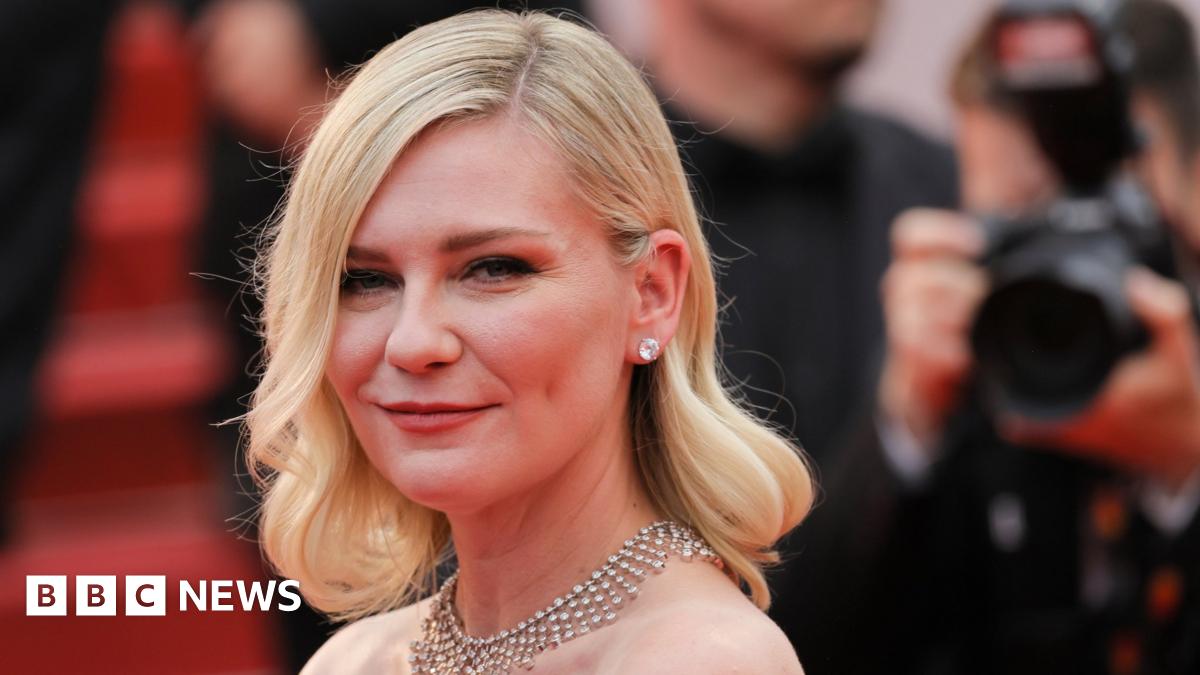 Kirsten Dunst 'I didn't even think to ask for equal pay' BBC News