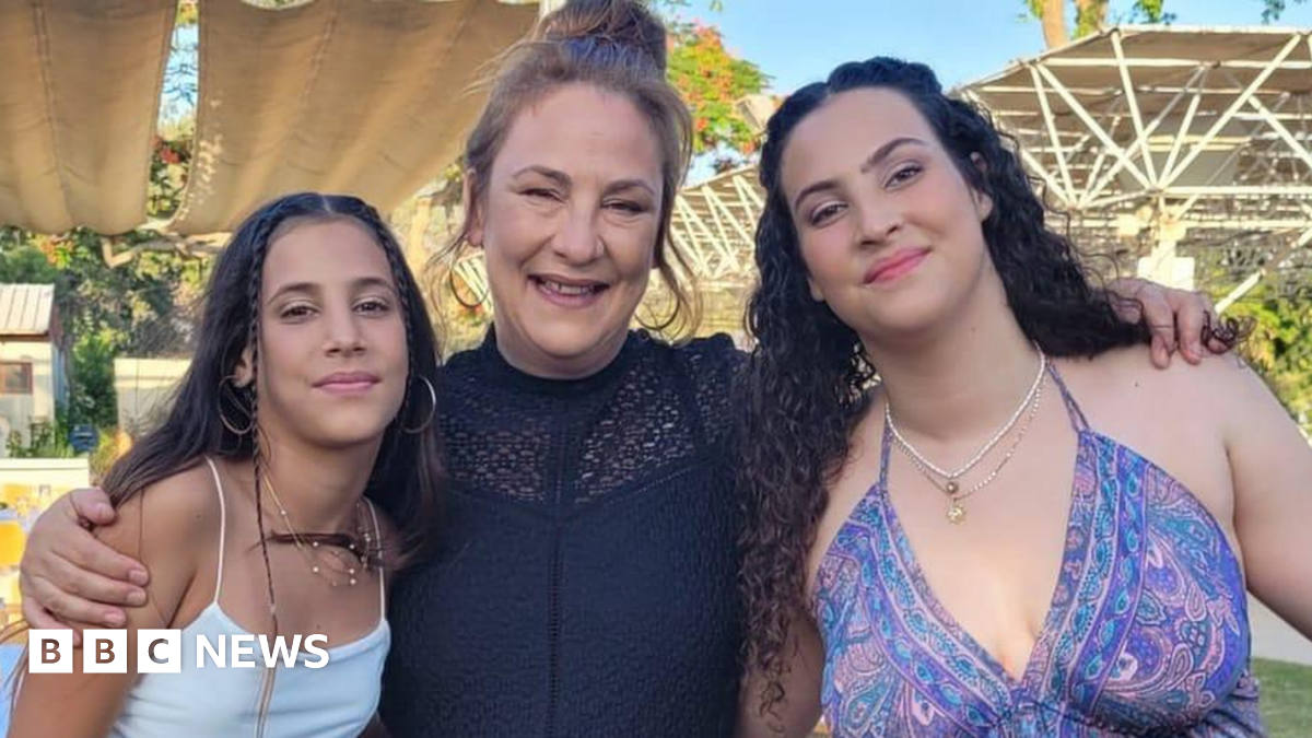 Yahel, Lianne and Noiya