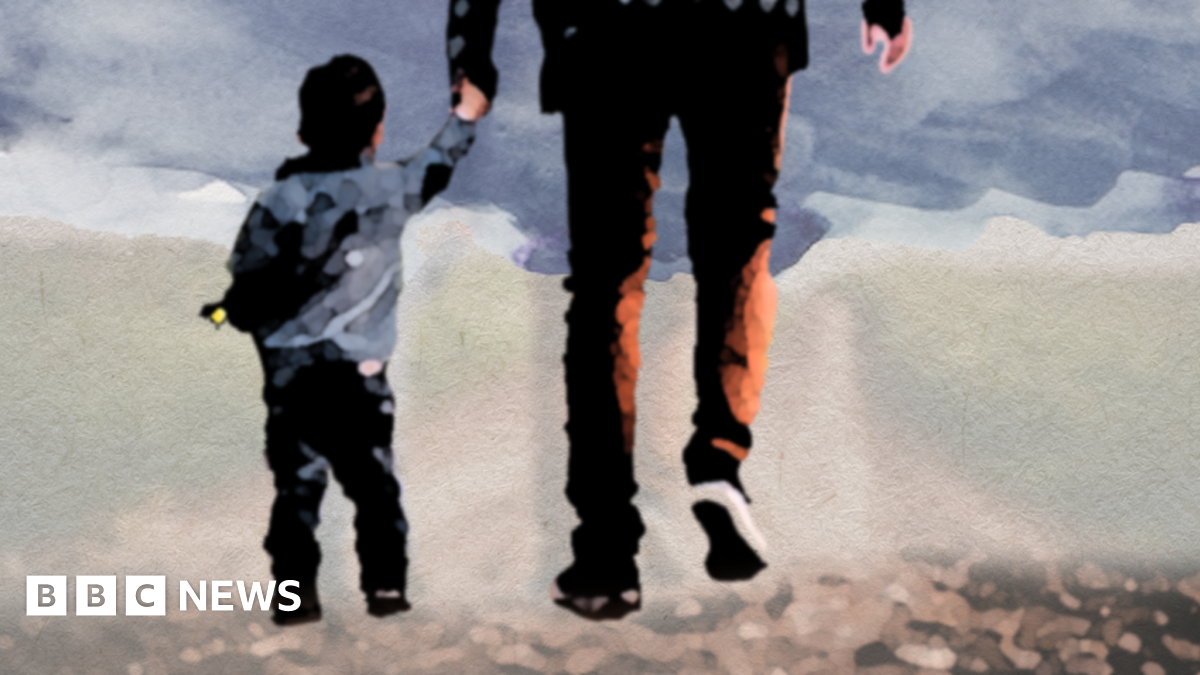 Human trafficking: 150 child slave victims identified - BBC News