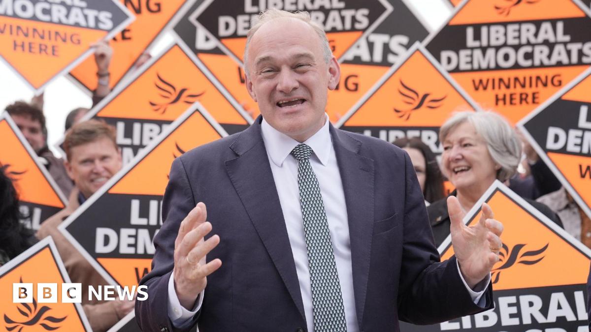 Lib Dems offer alternative to extremes of Reform and Greens, Ed Davey says