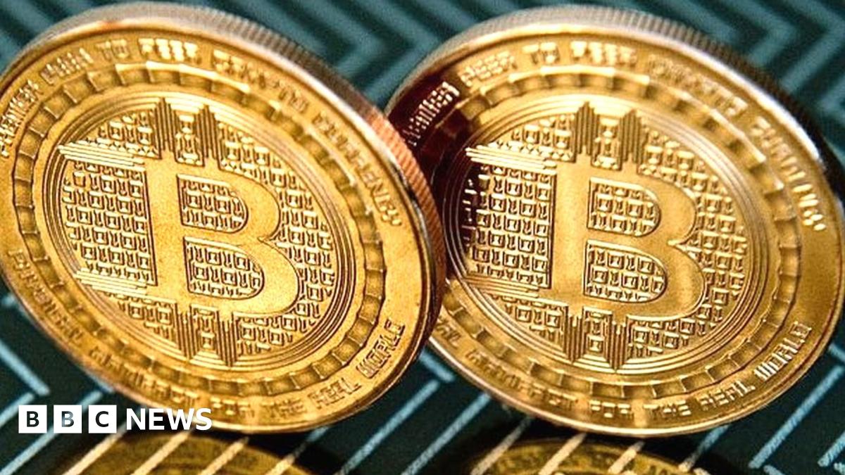 Bitcoin currency hits new record high - BBC News