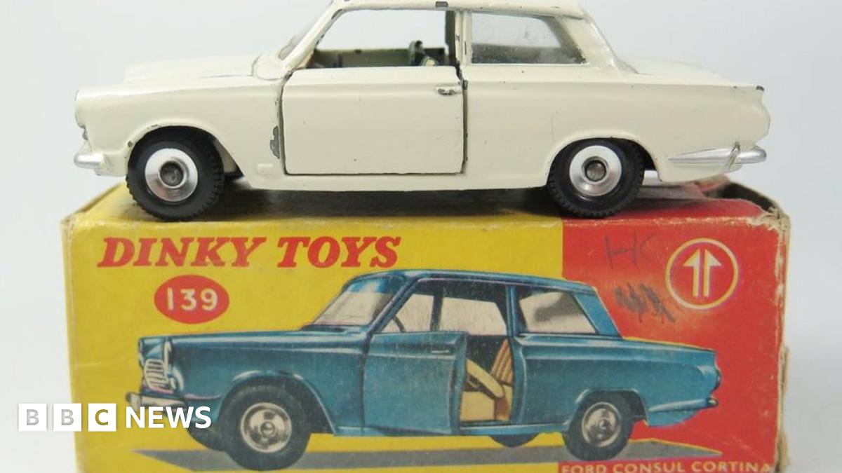 Rare Dinky toy collection fetches £150k at Devon auction