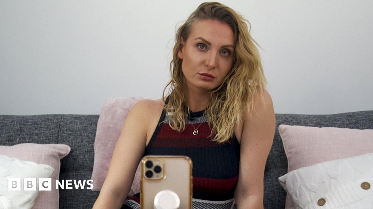 Under the skin of OnlyFans - BBC News