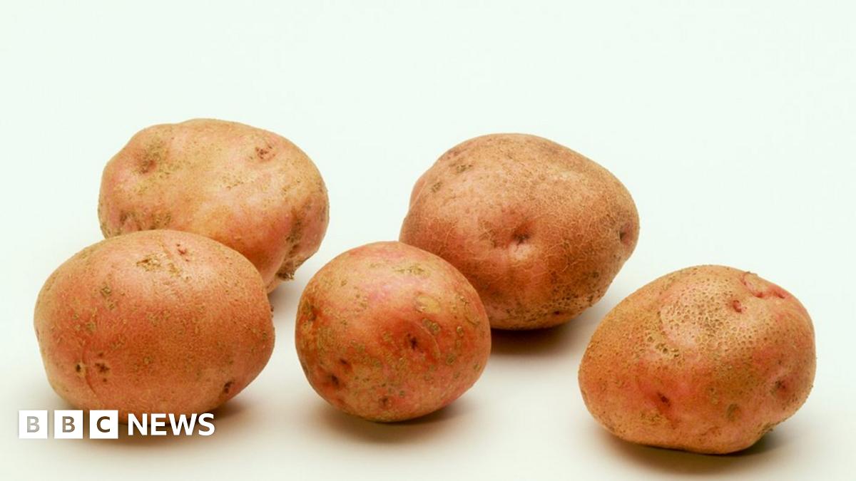 Potato rich diet 'may increase pregnancy diabetes risk'   BBC News