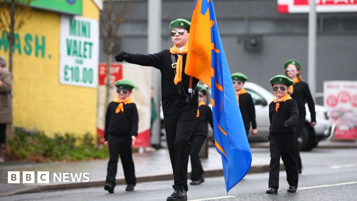 A fotosini hojatxonada porno tushuntirildi