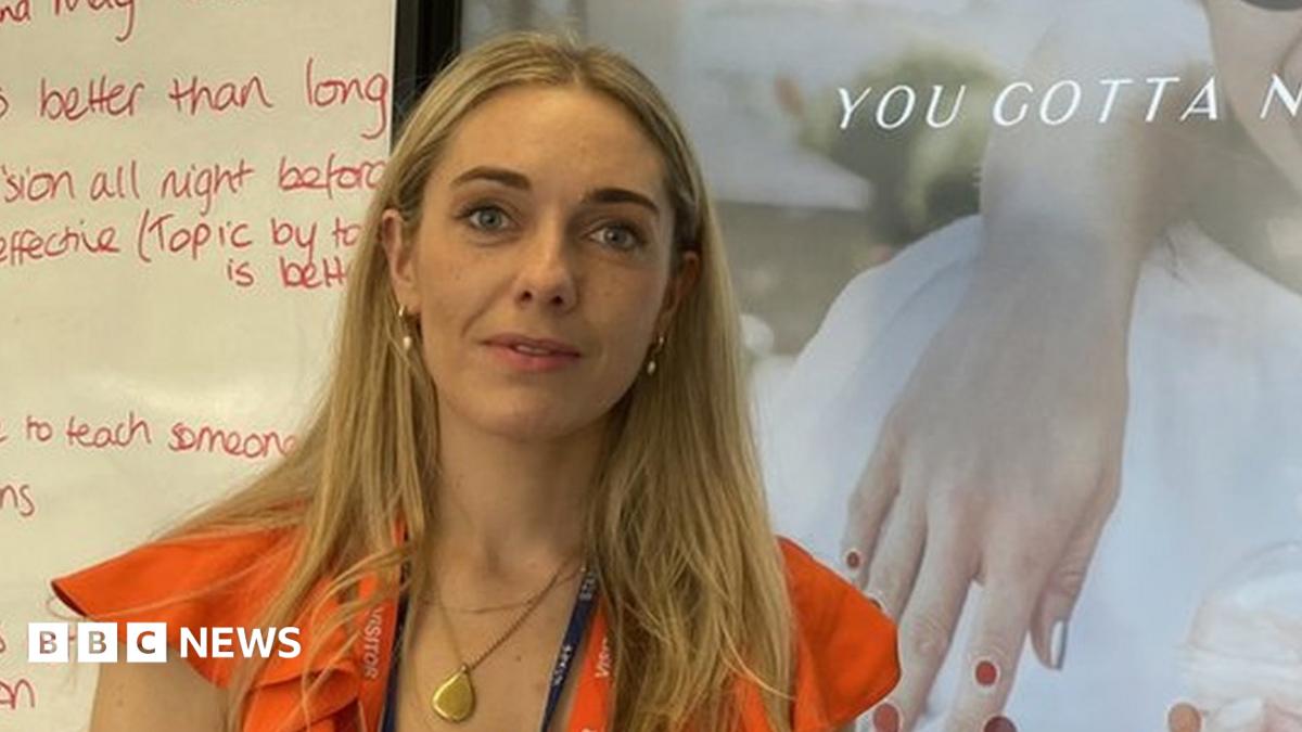 Free period classes for students in Jersey - BBC News
