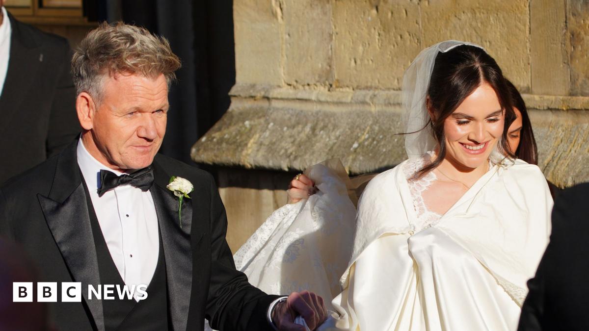 
                            Gordon Ramsay's daughter Holly weds Olympian Adam Peaty
