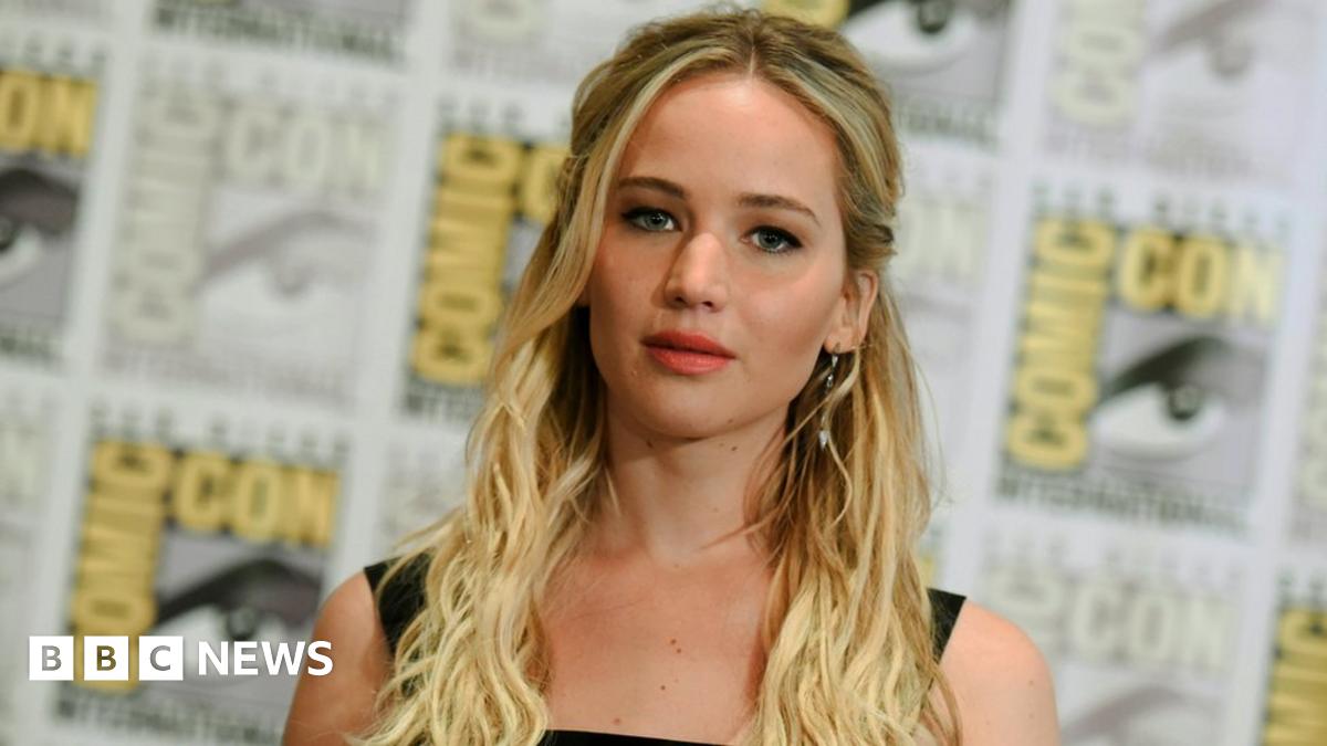 Jennifer Lawrence pens essay on Hollywood sexism - BBC News