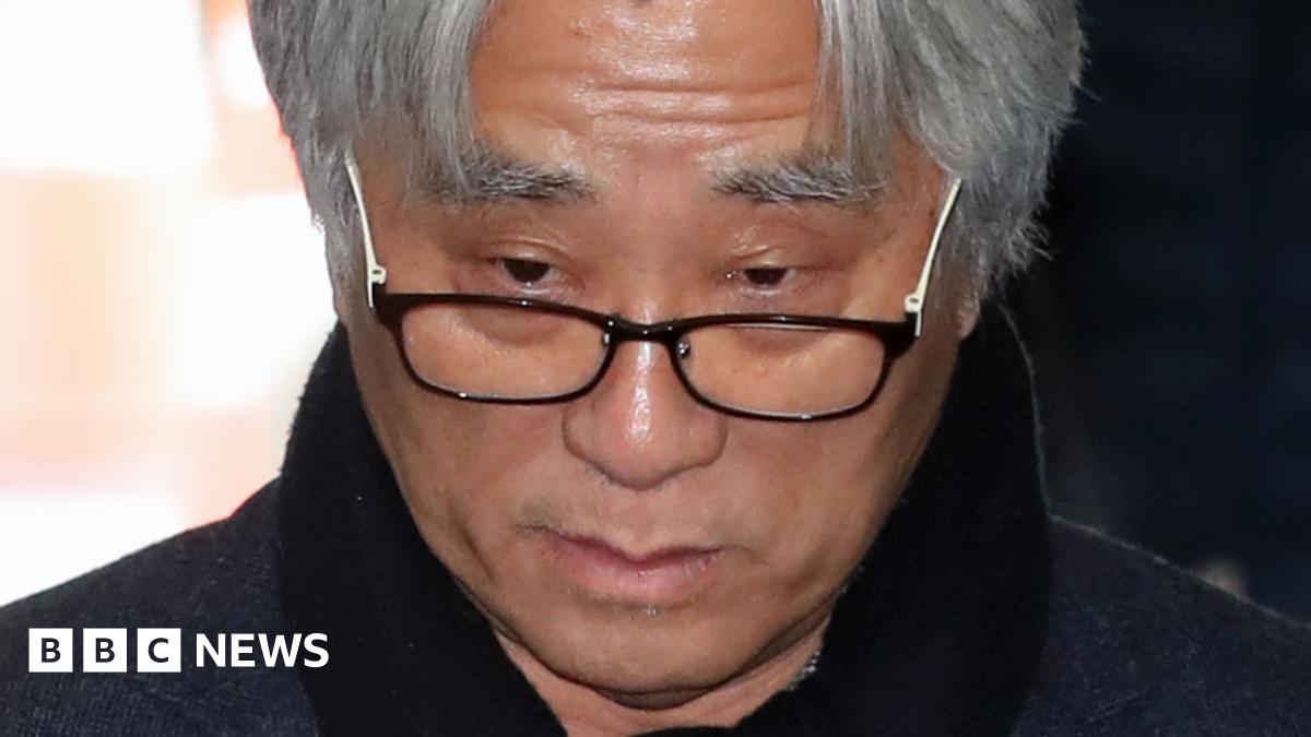 lee youn hee porn fake South Korean director Lee Yoon-Taek jailed for sex assaults - BBC News