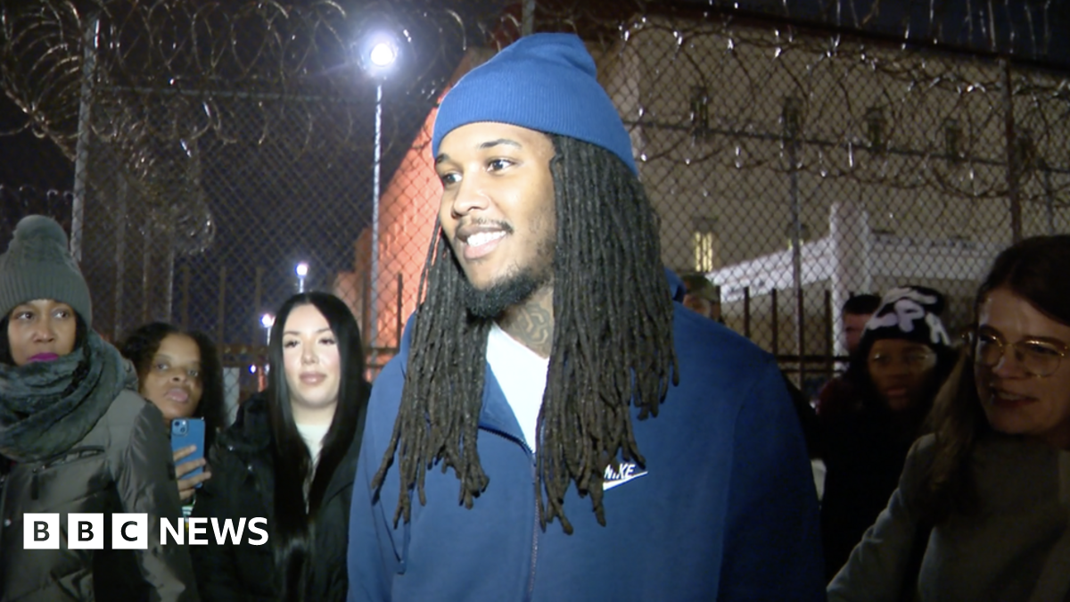 Darien Harris freed from prison after trial's key witness was found to