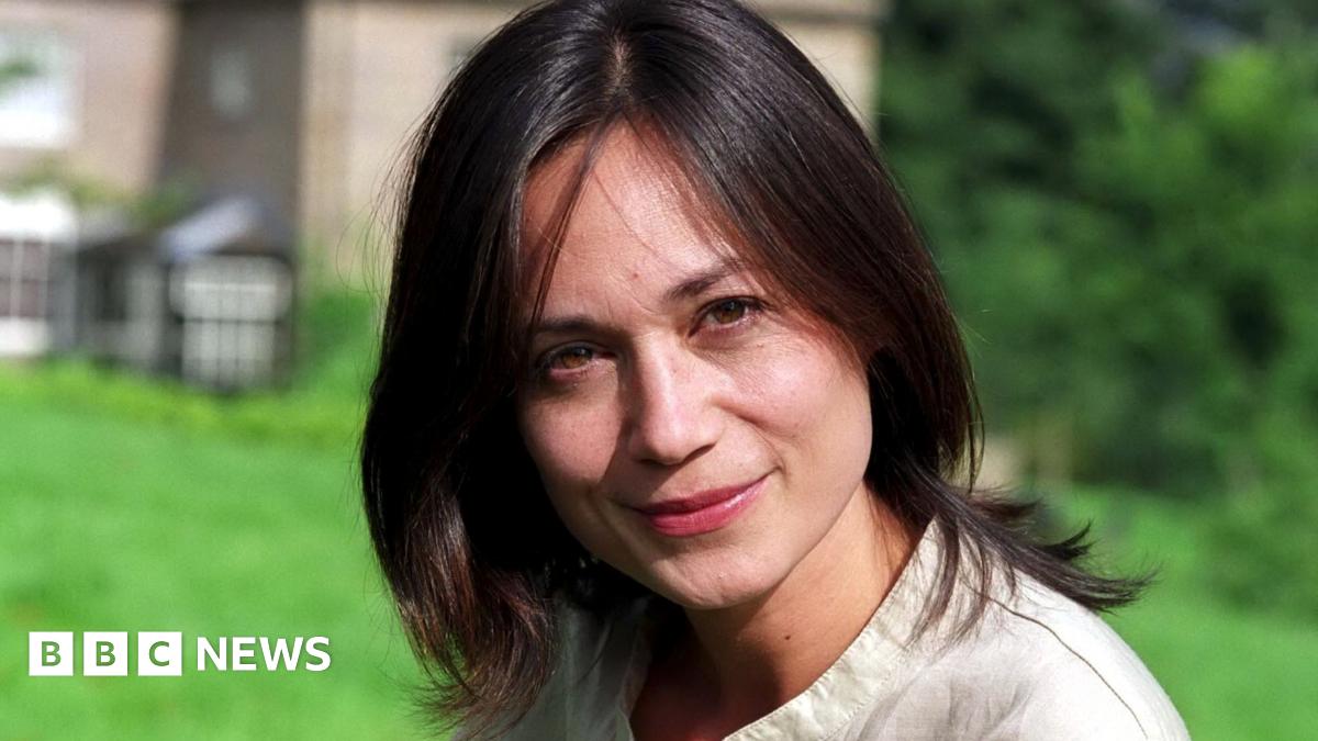 Emmerdale actress Leah Bracknell dies aged 55