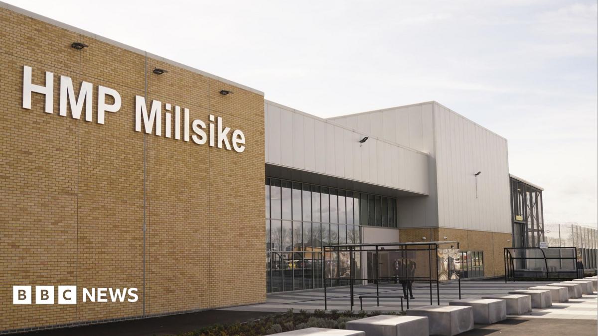 Thumbnail for Ex-workers tell of 'chaotic atmosphere' at new £400m prison