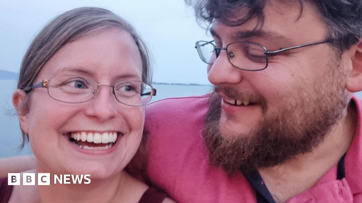 Diabetes patient writes letter to future child in artificial pancreas wait