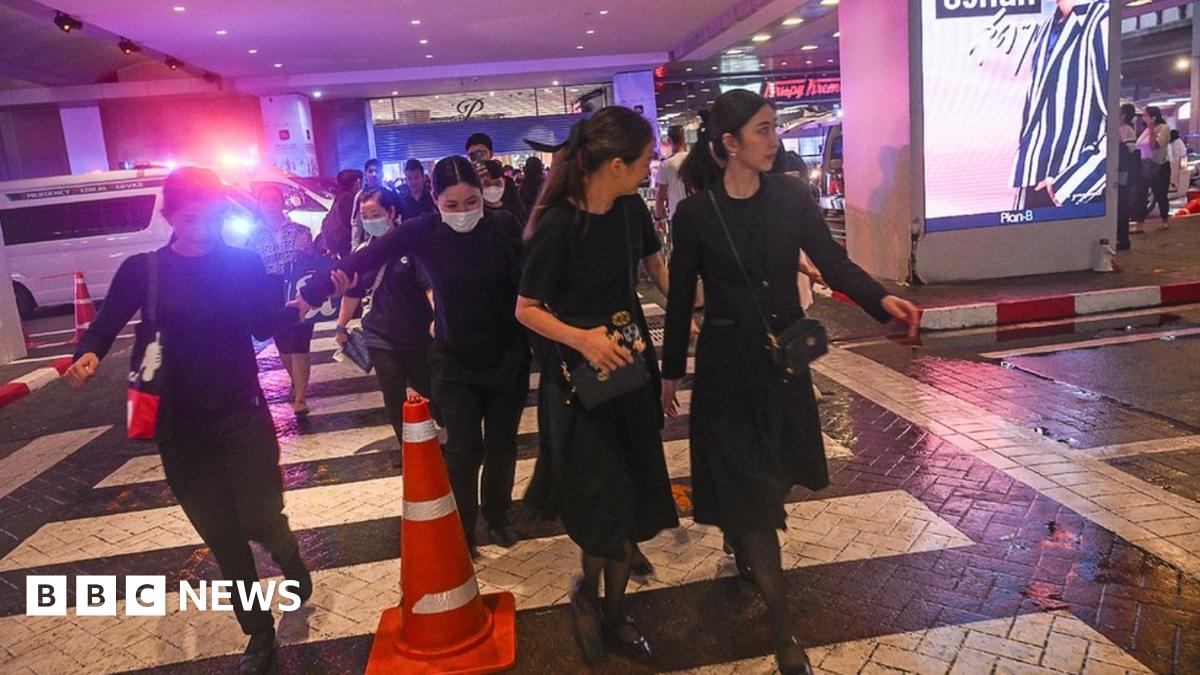 Bangkok Teenage Boy Arrested After Shooting At Luxury Bangkok Mall