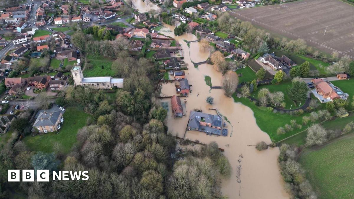 Reform UK-run Lincolnshire County Council scraps flood committee   www.bbc.co.uk