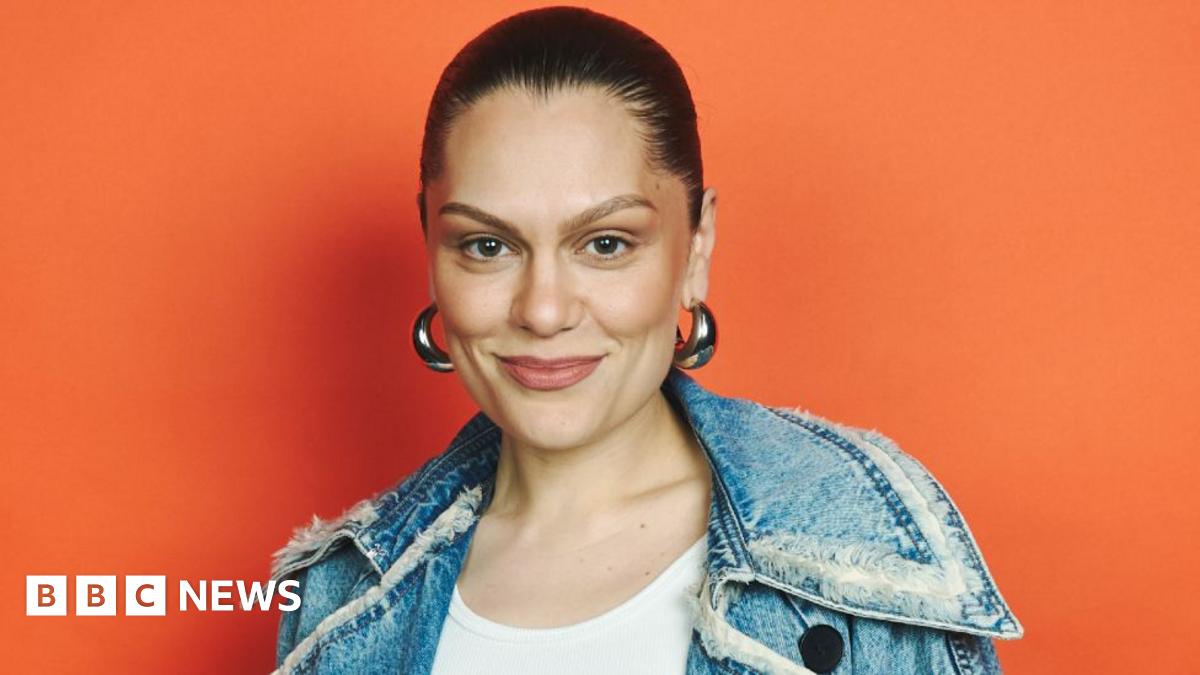 Jessie J reveals early breast cancer diagnosis