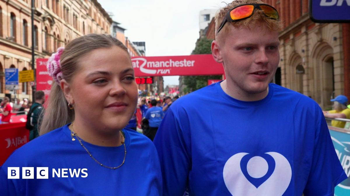 About 40,000 people take part in Great Manchester Run