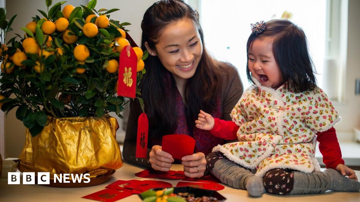 Why this Chinese New Year will be a digital money fest - BBC News
